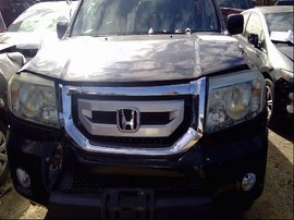 2001 HONDA PILOT, BLACK, EX-L, 3.5L, AT, AWD.  A25069